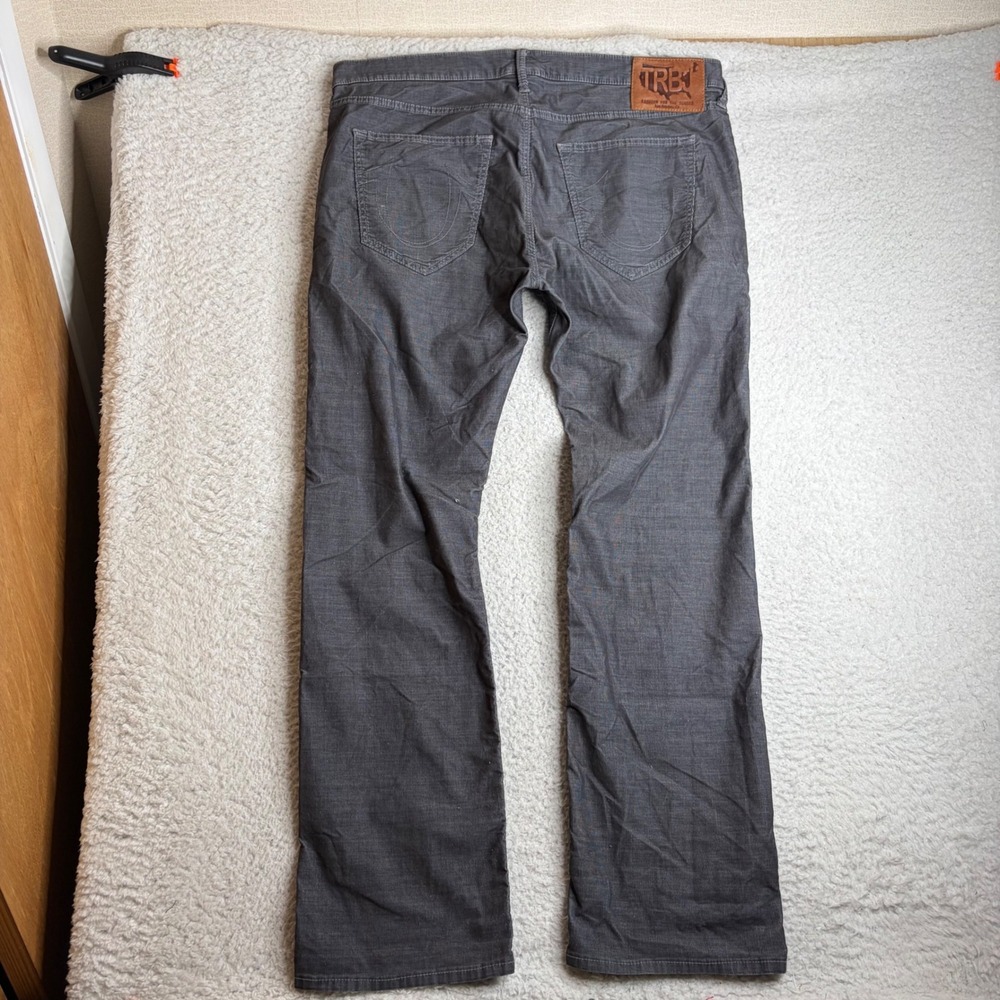 True Religion Mens Gray Corduroy Straight Leg Pants Size 38x32 TRBJ Logo Patch